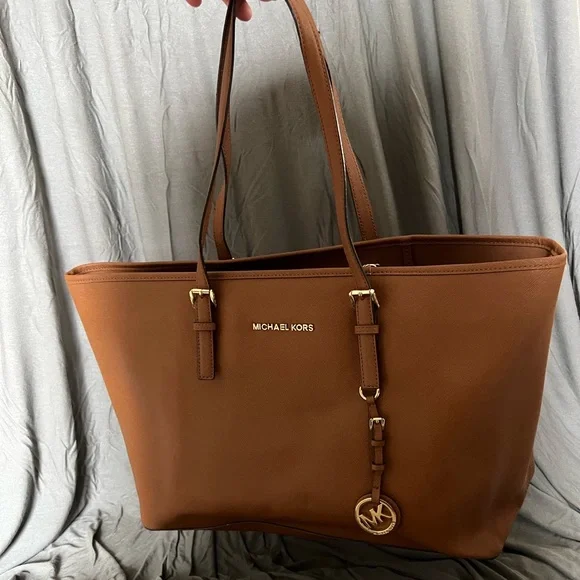 Michael Kors Bags Michael Kors Tote Bag 29 Poshmark